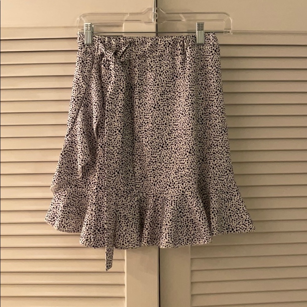 Black and White patterned wrap skirt